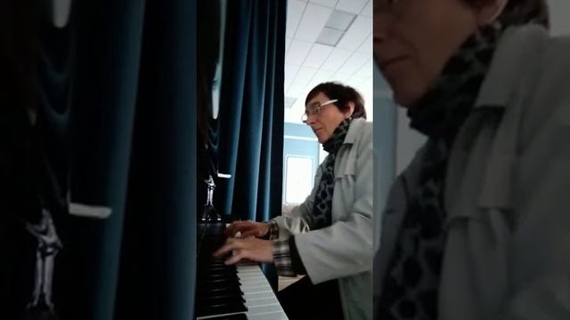 Маленькая прелюдия до минор И.С. Бах смотреть онлайн