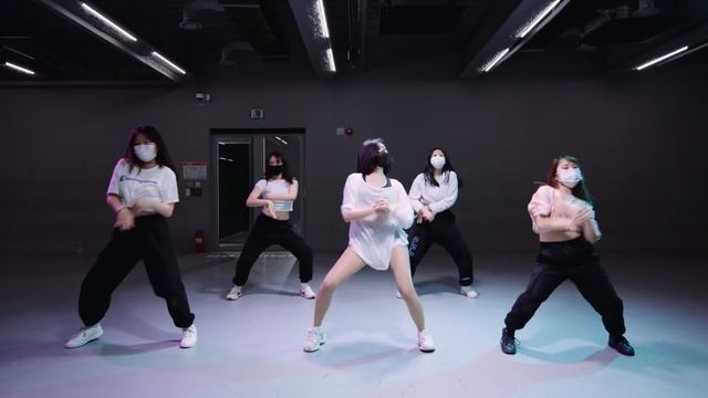 Britney Spears - Work B**ch / Tina Boo Choreography смотреть онлайн