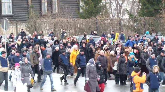 Екатеринбург. Крестный ход с молением о мире в Украине /1 смотреть онлайн
