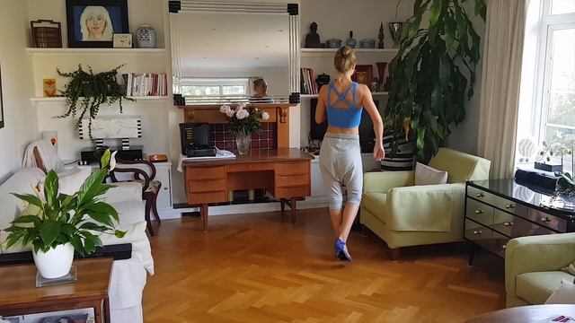 5 Basic Salsa Shines You Should Know - Dance With Rasa смотреть онлайн