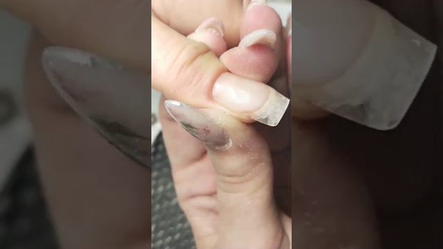 Ремонт ногтей. Убираем ступеньку из-за некорректного опила смотреть онлайн