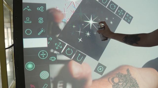 Air Graffiti Wall: The 'Stencils' Feature смотреть онлайн