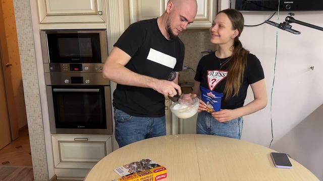 Cooking/ Готовим с мужем в 4 руки имбирное печенье/ Рецепт имбирного печенья смотреть онлайн