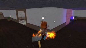 ⚡️ НАУЧИЛА НУБА ИГРАТЬ В ММ2 *победил меня?!* ?