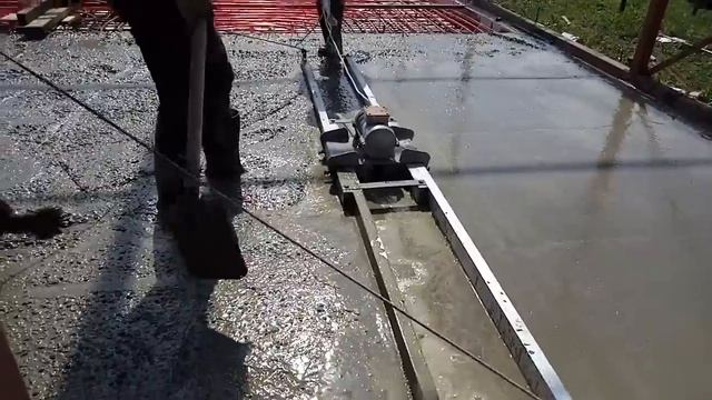 Бетонный пол под виброрейку