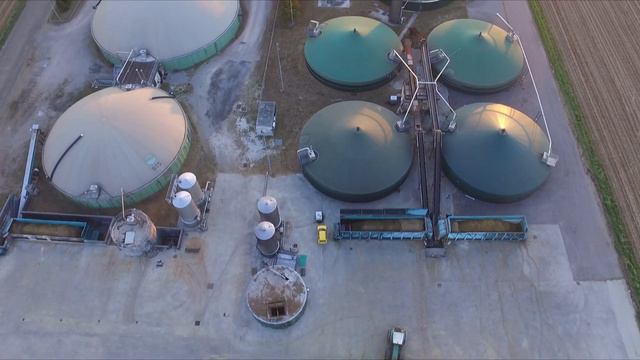 BIG SILAGE IN ITALY / TRINCIATO MAIS 2018 / JOHN DEERE 7450 смотреть онлайн