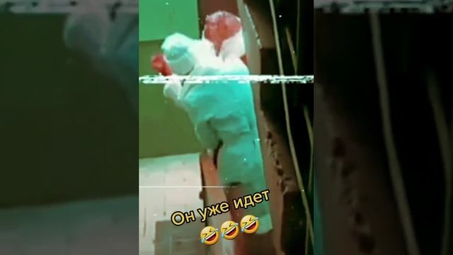 Он идет смотреть онлайн