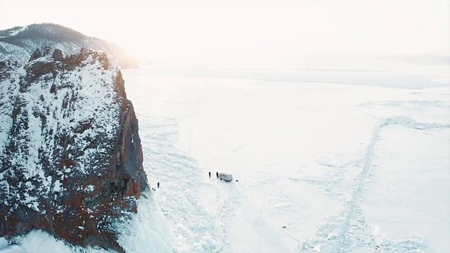 Mountaineer Dani Arnold Explores Deepest Lake On Earth | Lake Baikal - Too Cold To Climb?