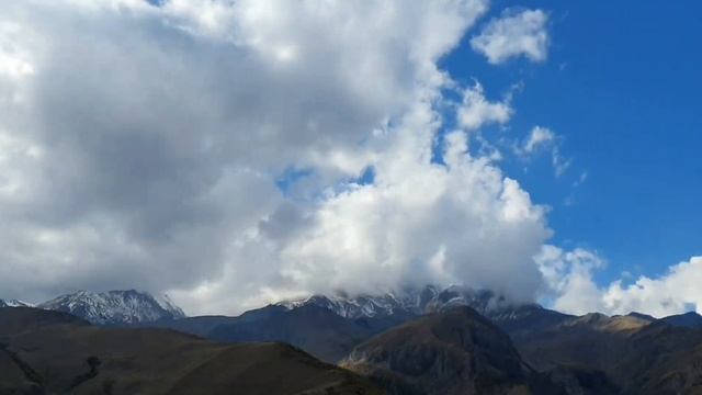 Гергети, Грузия, осень 2022 смотреть онлайн