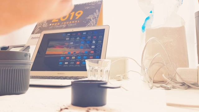 NANOPRESSO DIKOLABORASIKAN DENGAN STARBUCKS SOUTH OF THE CLOUDS! смотреть онлайн