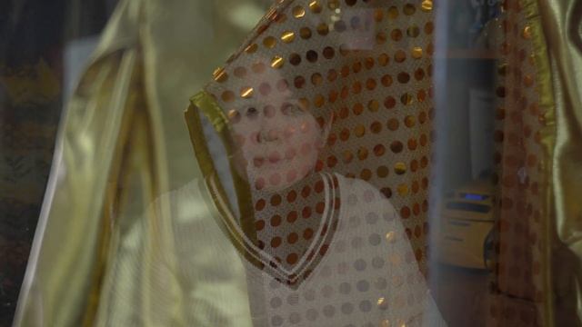 Художник по костюмам Маргарита Рузанова о работе над спектаклем "Тот, кто получает пощёчины" смотреть онлайн