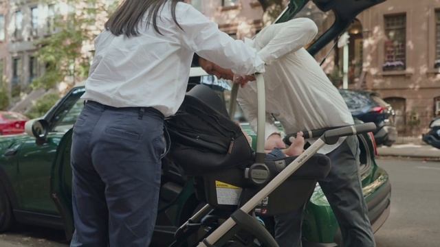 Inglesina Electa Travel System - Stroller, Bassinet + Stand, Car seat adapter смотреть онлайн