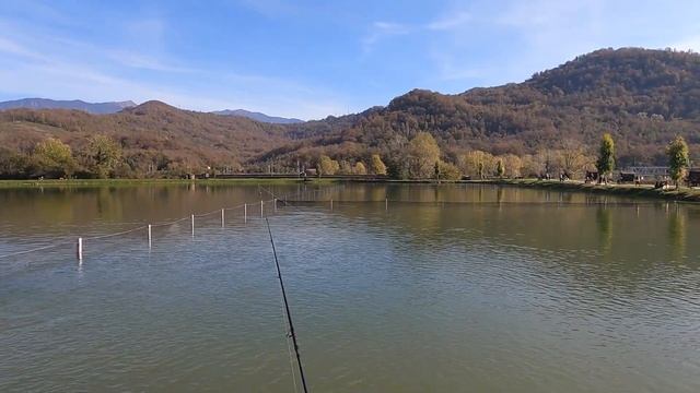 Рыбалка осенью в Сочи. Адлер. смотреть онлайн