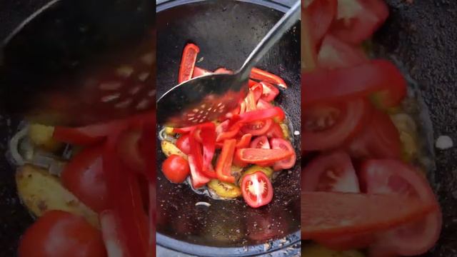 Ребрышки с картошкой и овощами в казане! смотреть онлайн