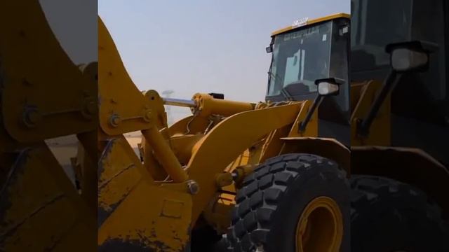 Девочки любят мальчиков с большими колёсами