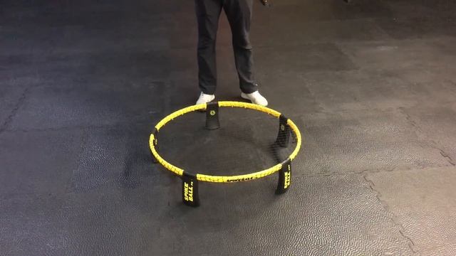 Spikeball Basics Intro German ( how to play ) смотреть онлайн