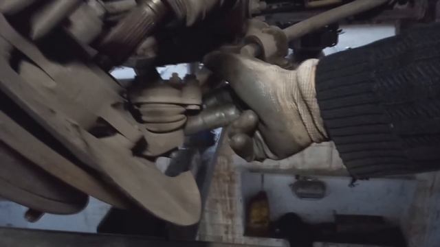 ЗАМЕНА ШАРОВЫХ ОПОР НА НИВЕ (ВАЗ 2121) | КАК ПОМЕНЯТЬ ШАРОВЫЕ НА ВАЗ 2121 смотреть онлайн