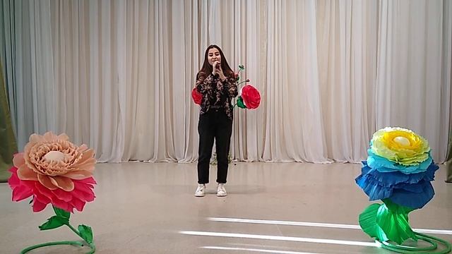 Аванесова Стелла песня-"Снится сон" смотреть онлайн