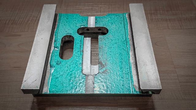 Grizzly G0704 CNC Conversion - Y Axis Ball Screw Assembly Installation - Video #6 смотреть онлайн