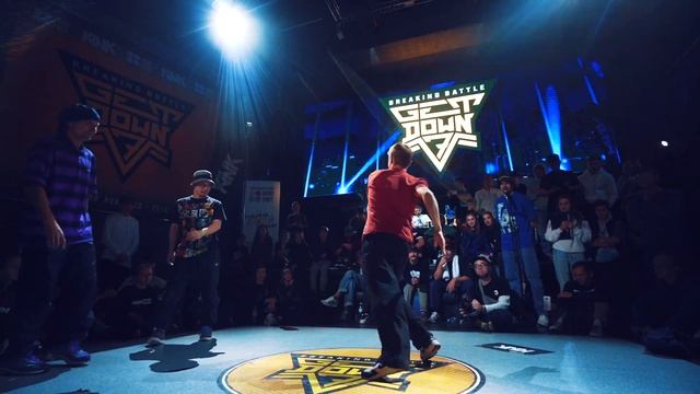 МЁРТВЫЕ МУХИ vs ZOLOTOY & IVAN | 1/8 PRO 2X2 | GET DOWN 7 смотреть онлайн
