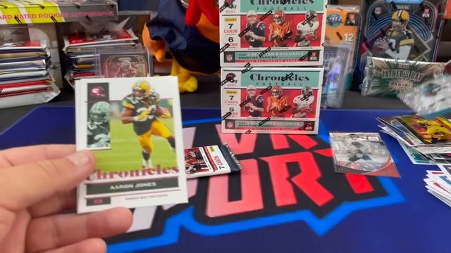 2021 Chronicles Football Blaster Box (X4). MONEY BACK PULLS! смотреть онлайн