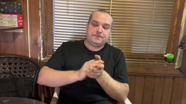 Кругом обман и злыдни :) И это не самый злостный случай Работают от чужого имени ( 4k HDR Video ) смотреть онлайн