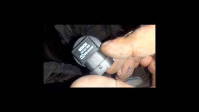 Замена лампочки левой фары  на Nissan X-Trail