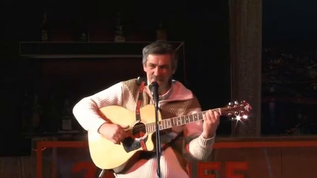 Денис Вялков - Мне недавно подбросили осень смотреть онлайн