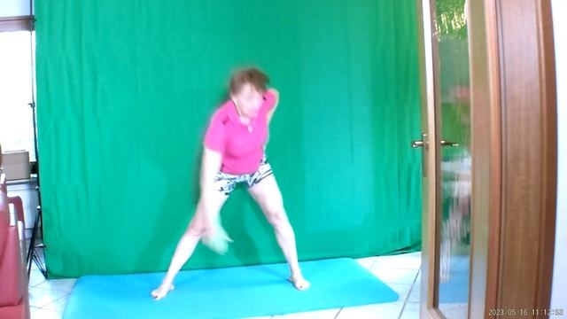 Упражнения для эластичности мышц, гибкости и мобильности двигательной системы: Для женщин после 50 смотреть онлайн