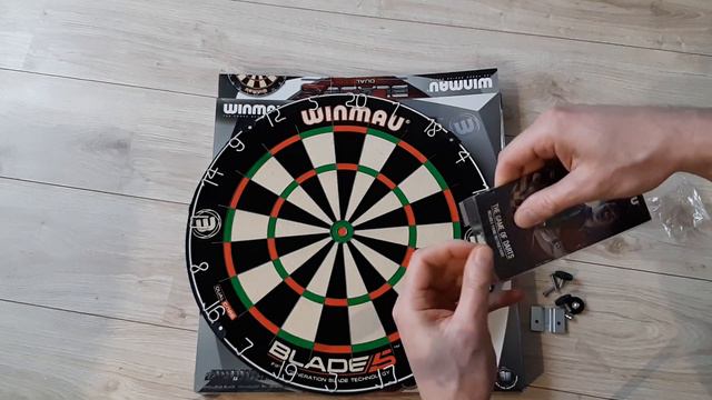 Professional Darts Winmau Blade 5 Dual Core UNBOXING смотреть онлайн