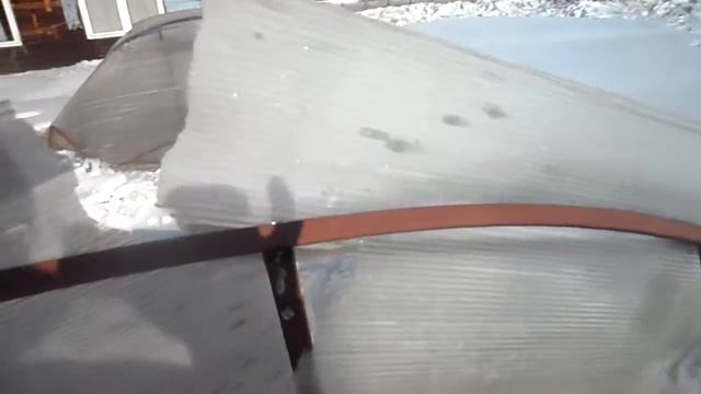 Сломанная теплица смотреть онлайн