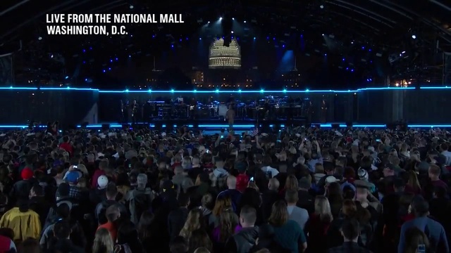 Eminem & Rihanna - Live at The Concert for Valor 2014 (Full Performance HD) смотреть онлайн