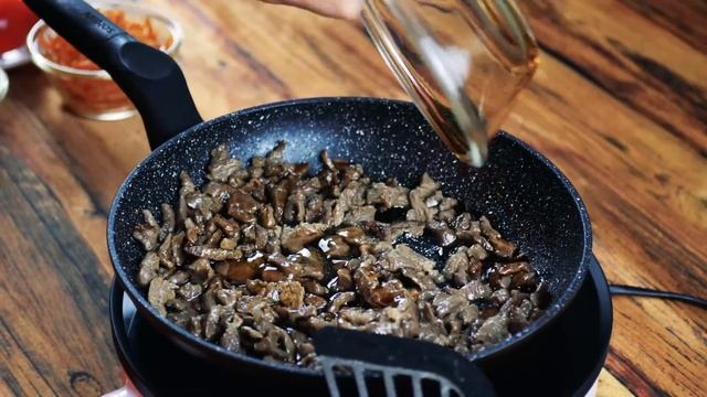 Салат "Фунчоза с говядиной и овощами" / Фунчоза рецепт / Салат с фунчозой / Фунчоза с овощами / смотреть онлайн