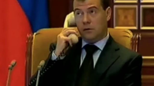 ну как там с деньгами? смотреть онлайн