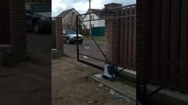 Привод откатных ворот NICE RD400 Италия смотреть онлайн