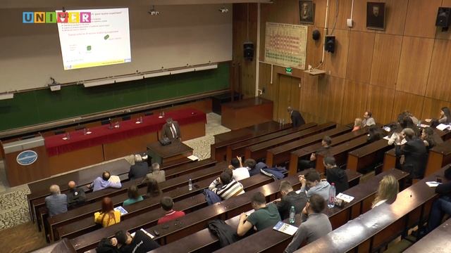 "Нейтроны и физика конденсированного состояния вещества". Лекция А.Белушкина смотреть онлайн