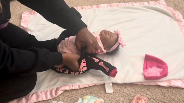 Afternoon Routine with reborn baby *Halloween Edition*? |Luv4dollz смотреть онлайн