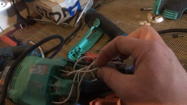 Распиновка проводов на кнопки перфораторов смотреть онлайн