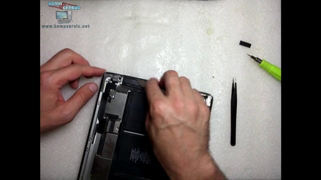 Ремонт iPad в Барселоне. iPad 3 замена Тачскрина с подпиливанием корпуса смотреть онлайн