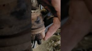 Лексус стук в подвеске , замена рулевого наконечника . замена стойки стабилизатора