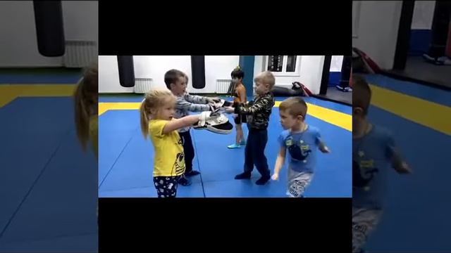 Начальная подготовка ушу-саньда 4-5 лет смотреть онлайн