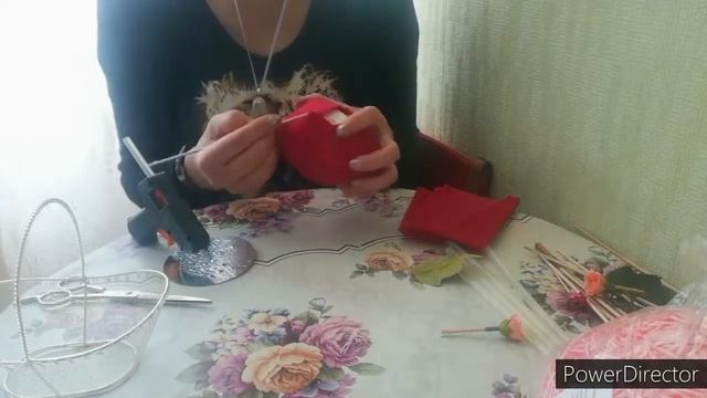 Подарки своими руками. Корзина из цветов смотреть онлайн