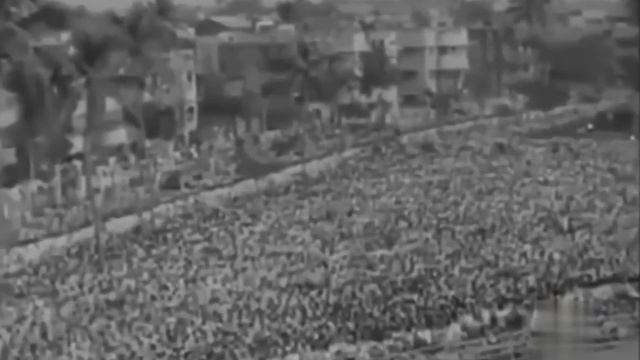 Lata Mangeshkar Sang In Front Of Nehru | 27 January 1963 | Very Rare Video смотреть онлайн