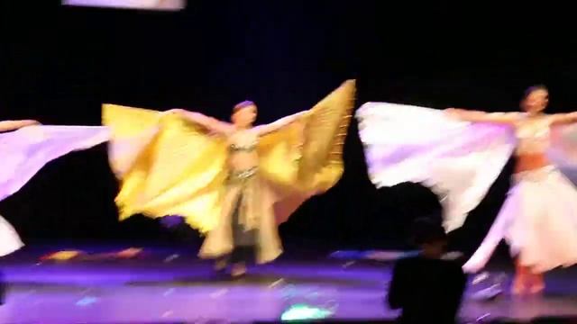22 ноября 2015. Театр Еминеску в городе Кишинев. Подарок на День Рождения ТианДе! смотреть онлайн