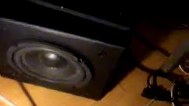 Creative Inspire 6700 (6.1) and very low frequences смотреть онлайн
