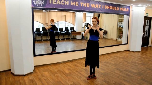 Фламенко для начинающих. База и основы фламенко. Урок 1. Флорео, брасео, работа рук во фламенко. смотреть онлайн