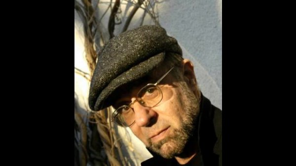 Manfred Mann's Earth Band - Nightingales and Bombers 1975