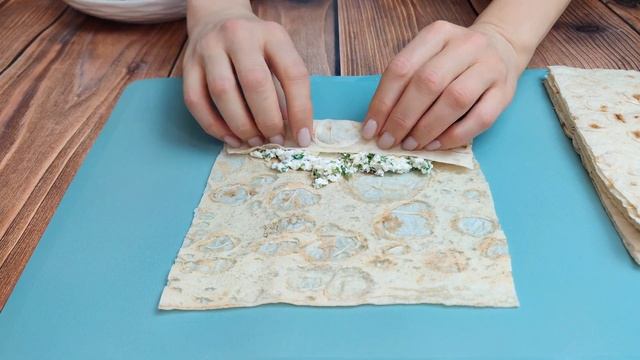 Вкусняшка из тонкого лаваша за несколько минут. Самый быстрый и вкусный перекус смотреть онлайн