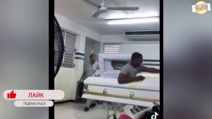 ИСПУГИ ЛЮДЕЙ #испуги #funny #tiktok #tiktok2023 #scarecampranks