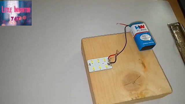 easy life hack with pencil,!! part -1!Is the pencil conduct electricity? смотреть онлайн